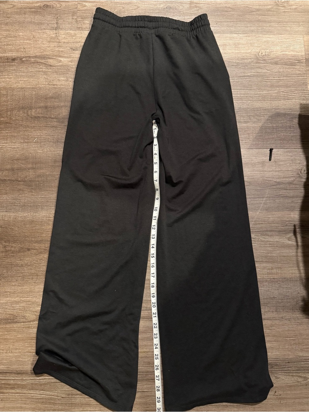 Vuori Halo Wide Leg Pants - Black Small - Picture 3 of 5